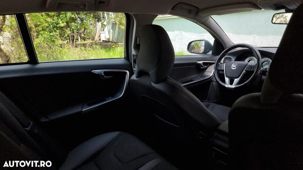 Volvo V60 T4 - 36