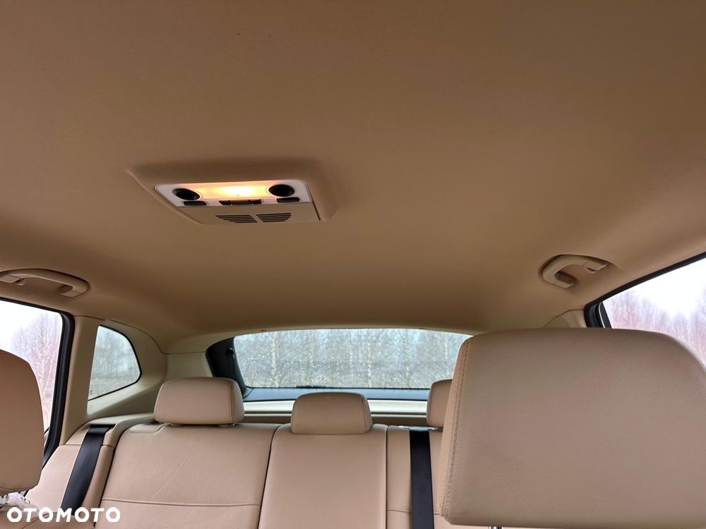 BMW X1 xDrive23d - 10