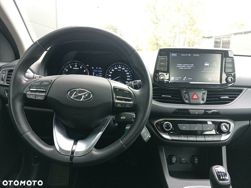 Hyundai i30 1.5 T-GDI 48V Modern - 13
