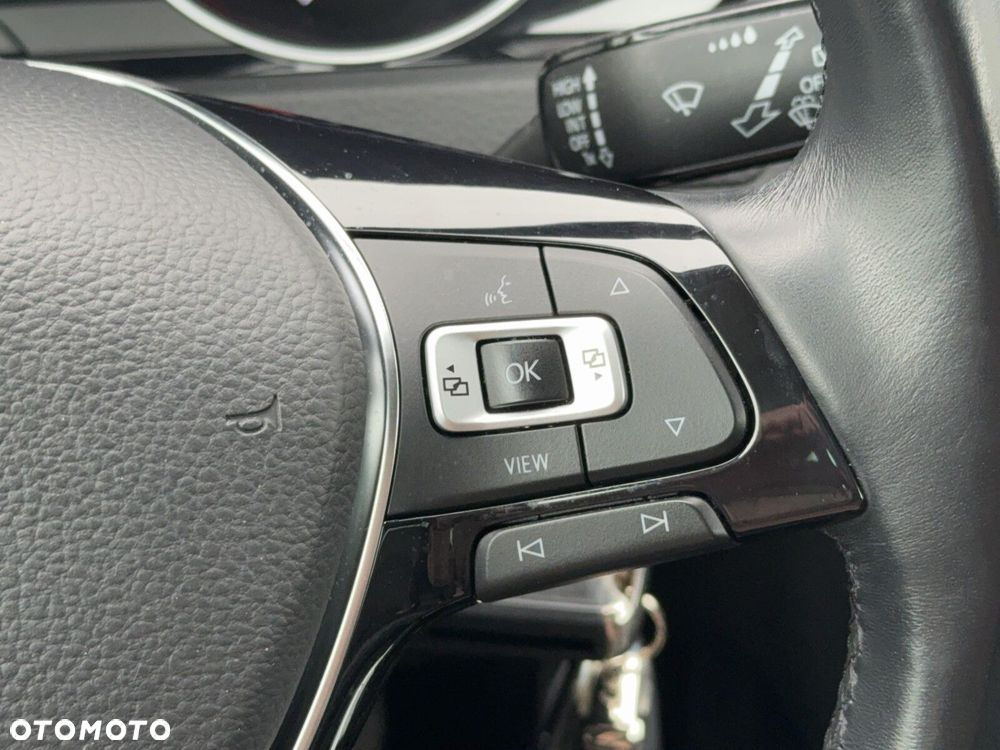 Volkswagen Golf 1.5 TSI BMT Highline - 19