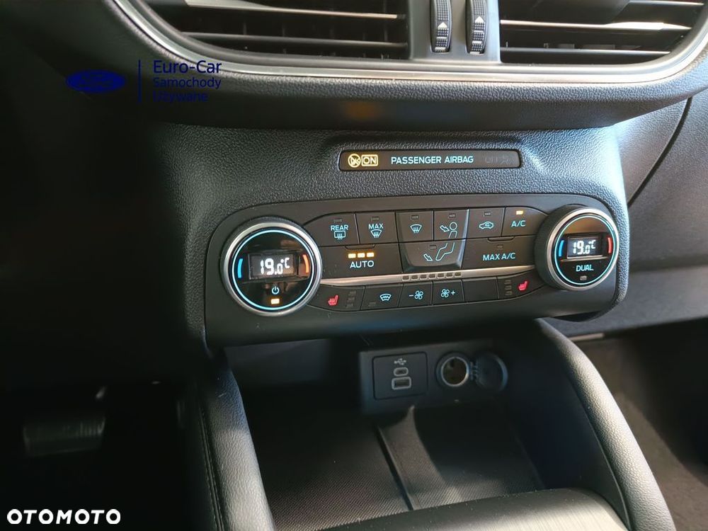 Ford Kuga 2.5 Duratec PHEV TITANIUM - 25