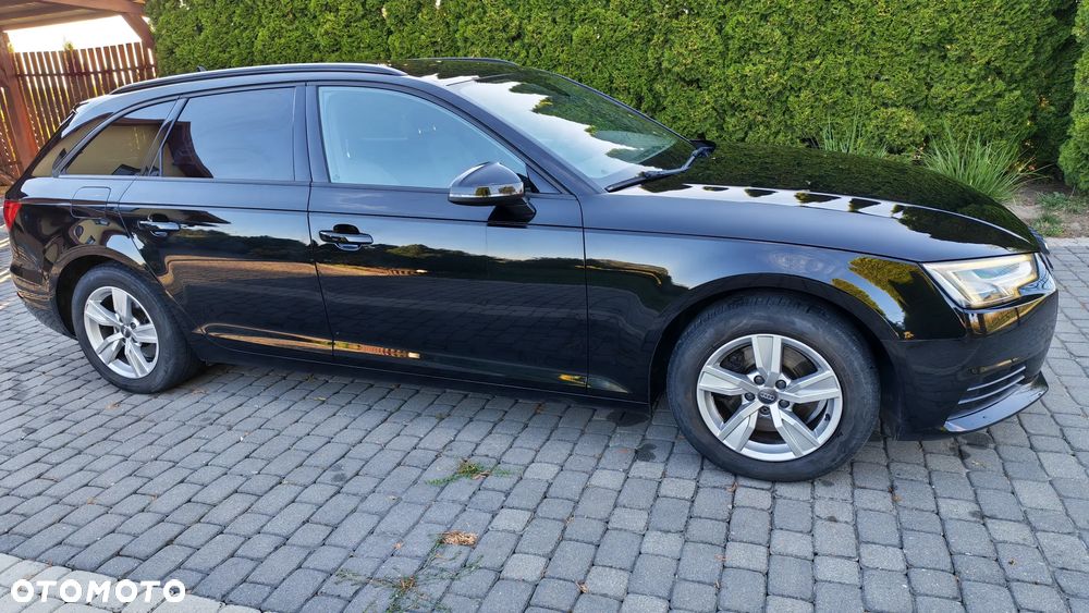 Audi A4 Avant 2.0 TDI S tronic - 11