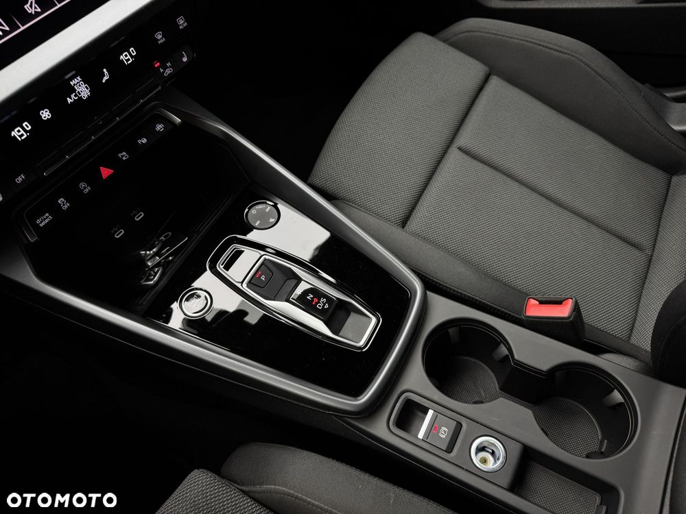 Audi A3 Limousine 30 TFSI mHEV Advanced S tronic - 28