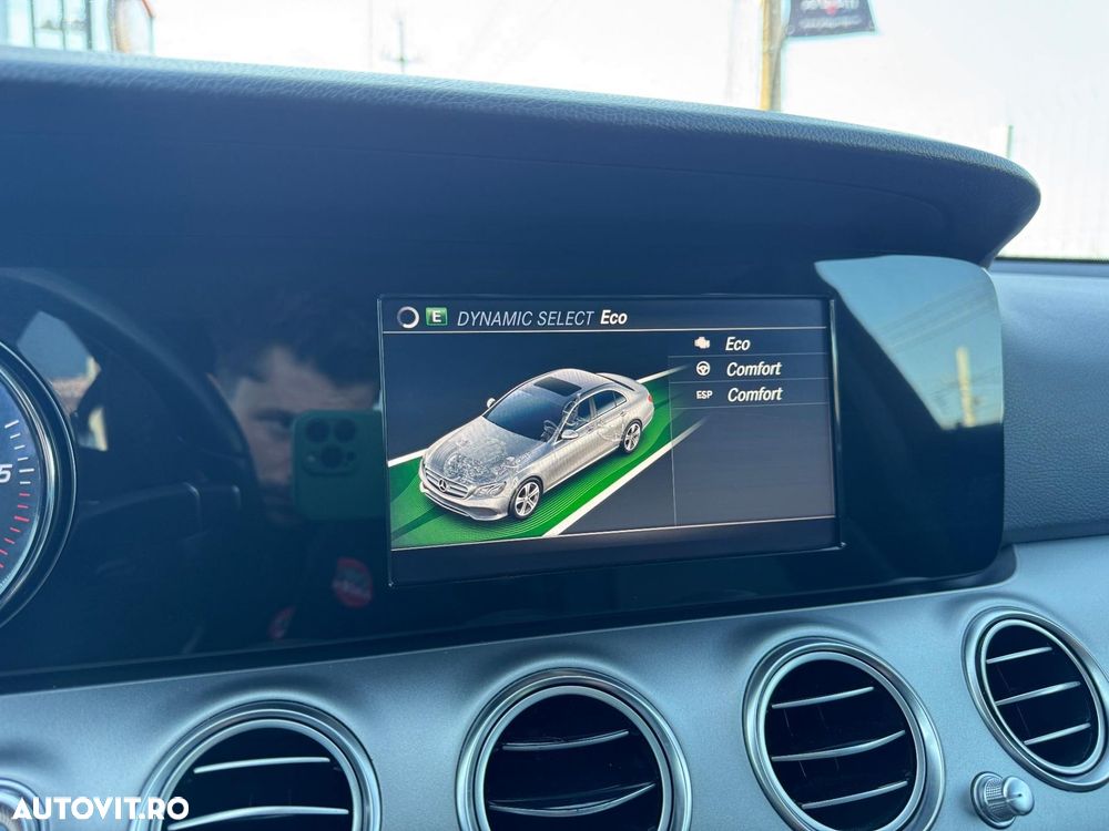 Mercedes-Benz E - 26