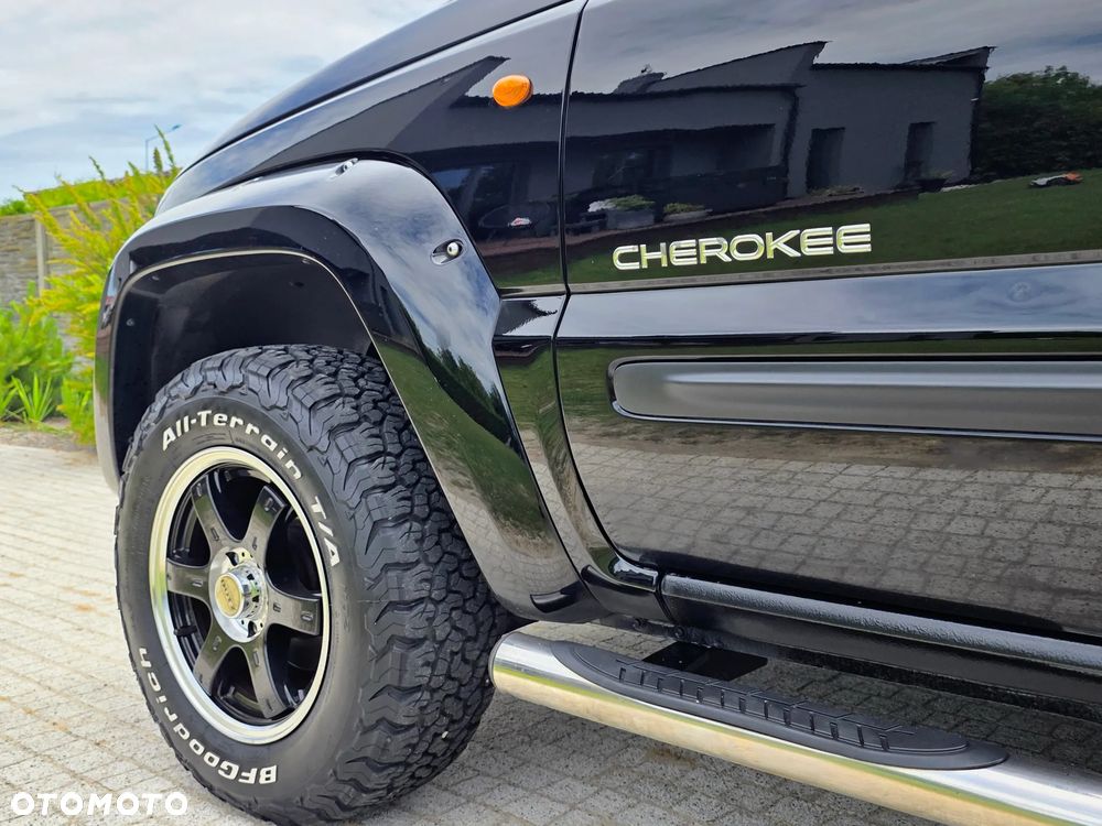 Jeep Cherokee - 14