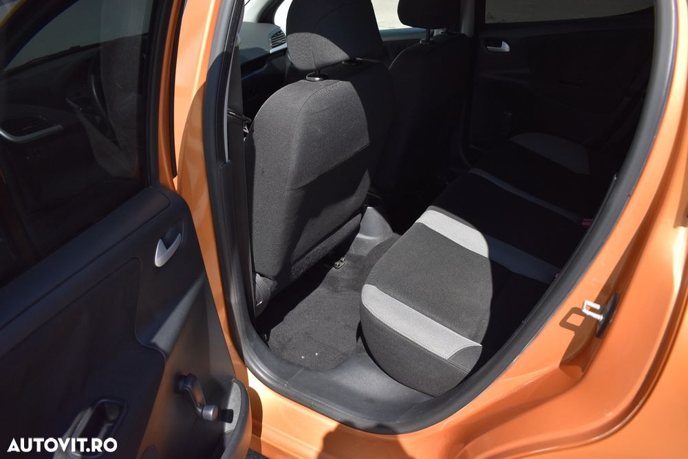 Peugeot 207 1.4E 16V Trendy - 16