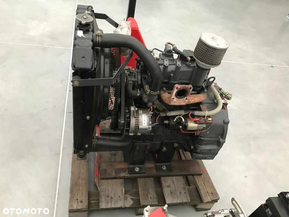 SILNIK Perkins KE 30262 J 103-15 jak nowy 3-cyl - 2