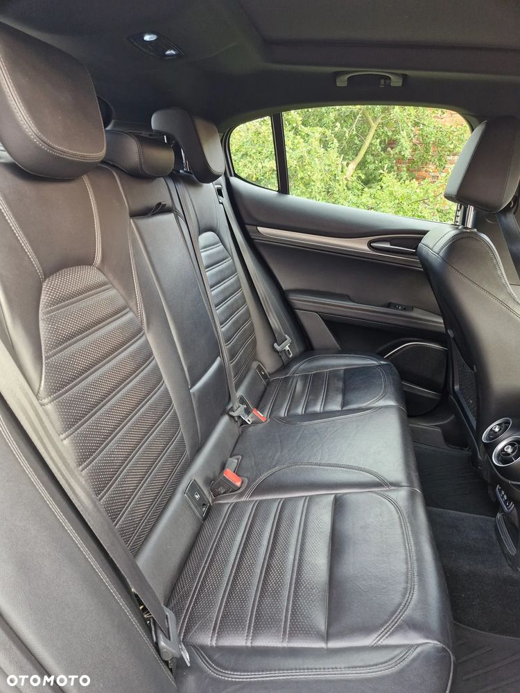 Alfa Romeo Stelvio 2.0 Turbo Executive Q4 - 26