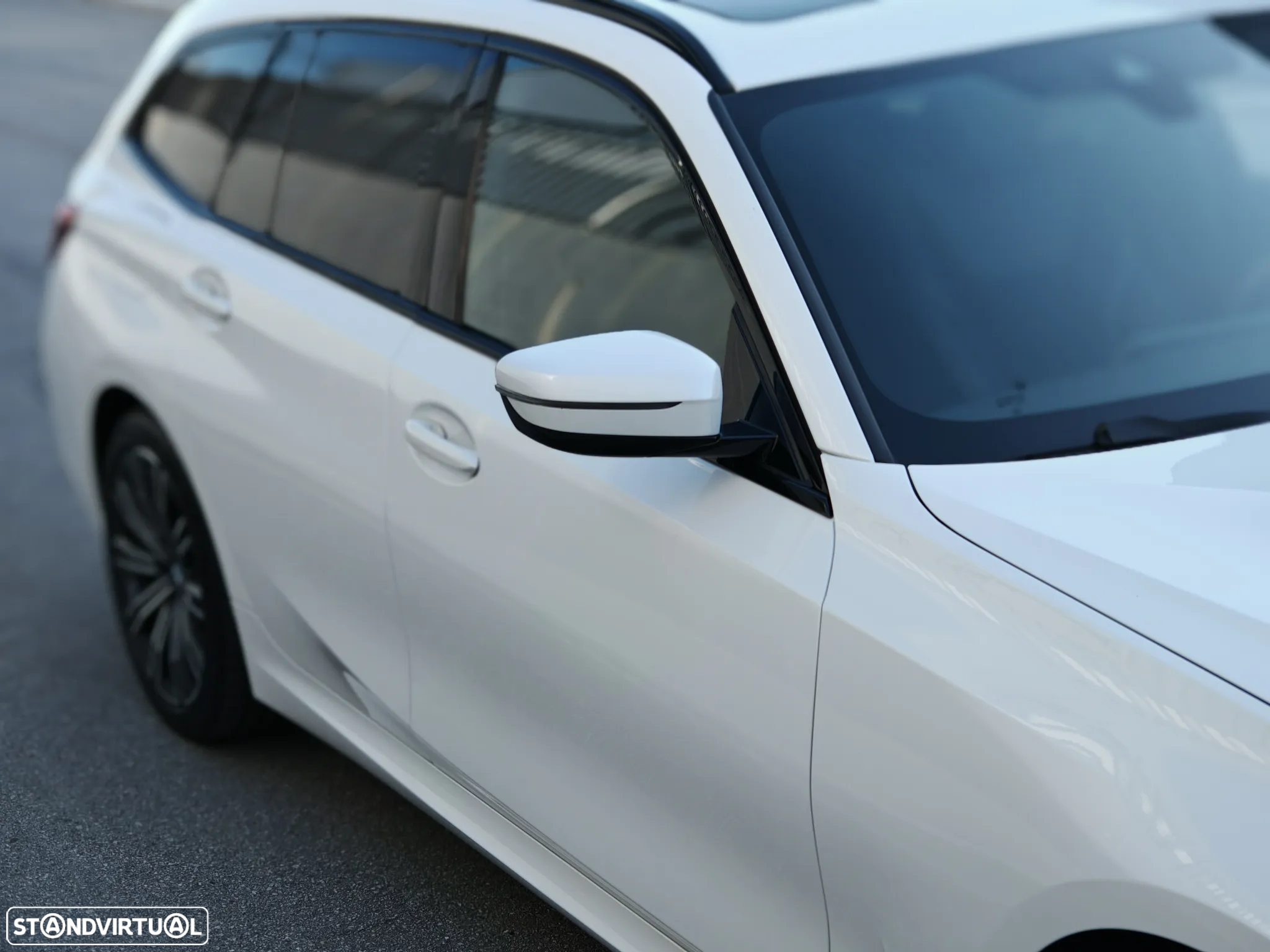 BMW 330 e Touring Pack M Auto - 3