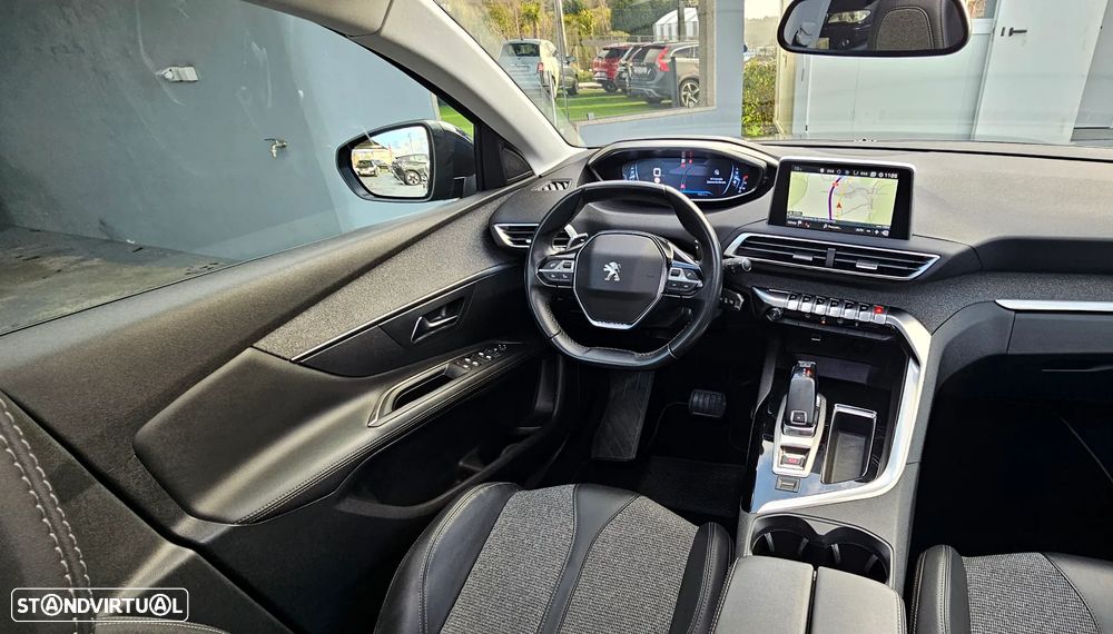 Peugeot 3008 1.5 BlueHDi Allure EAT8 - 11