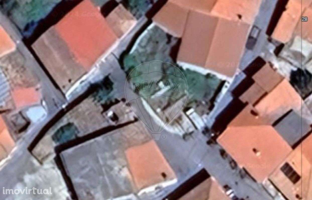 Moradia T2 para venda - Grande imagem: 2/11