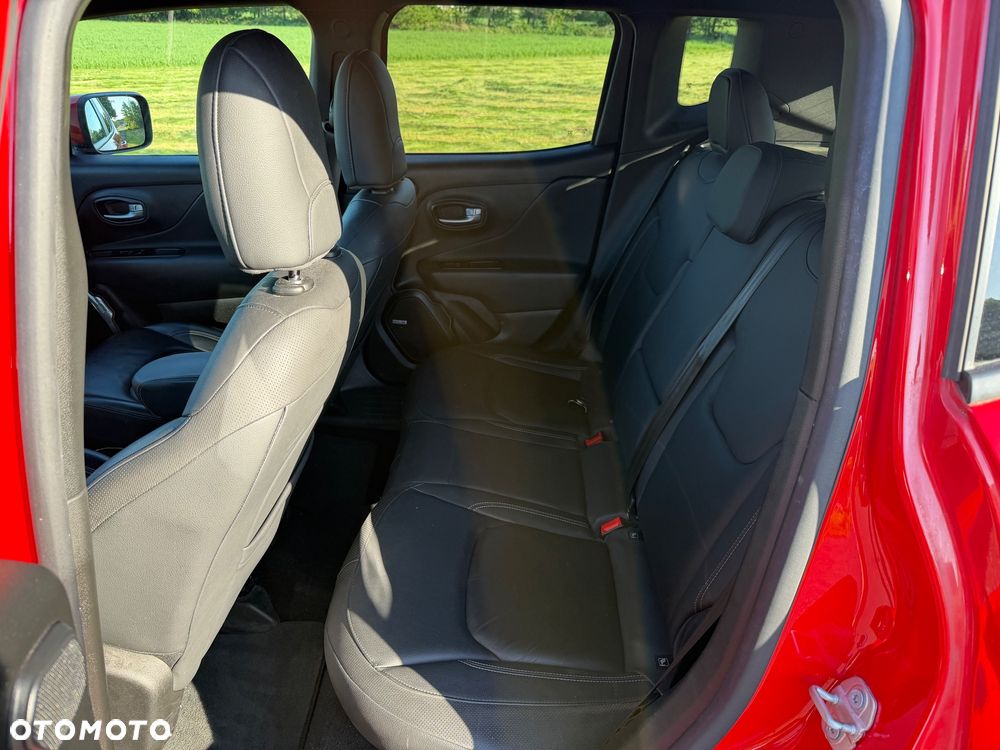 Jeep Renegade 1.3 T-GDI 4xe Automatik High Upland - 17