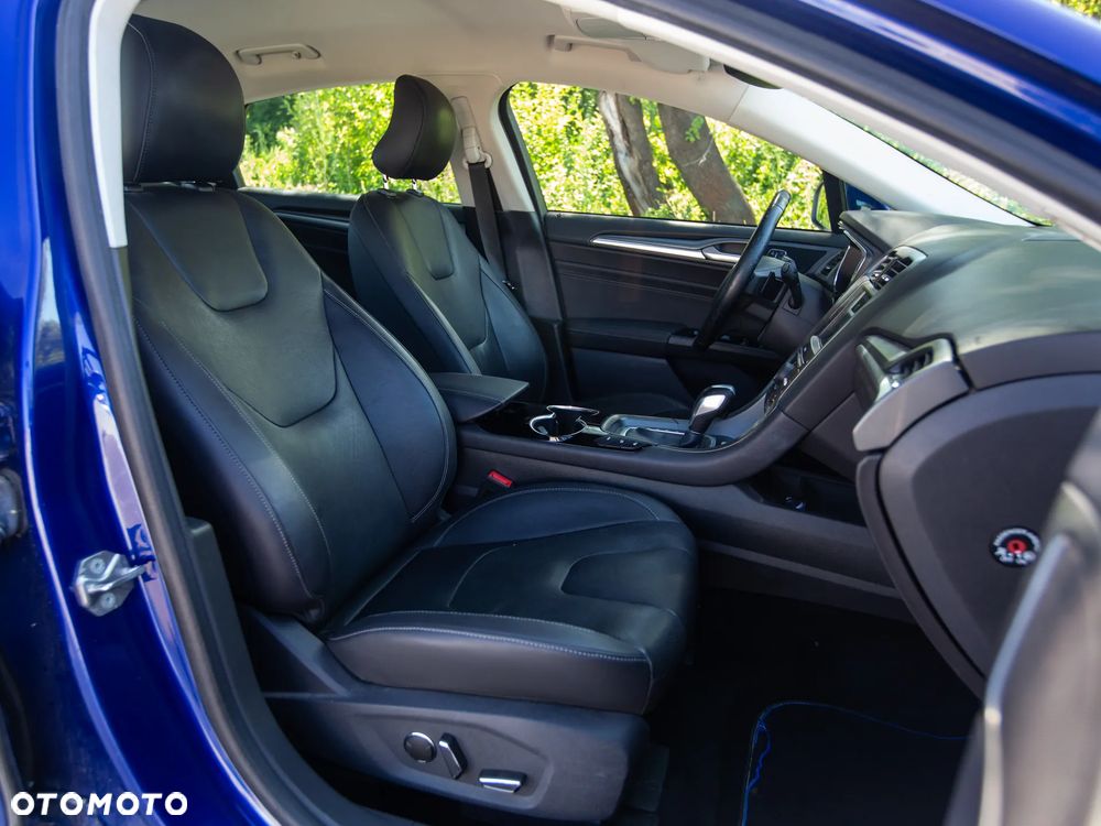 Ford Mondeo 2.0 EcoBoost STart-Stopp Autom Titanium - 19
