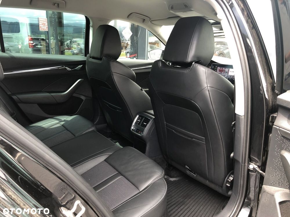 Skoda Octavia 2.0 TDI 4x4 Style DSG - 23