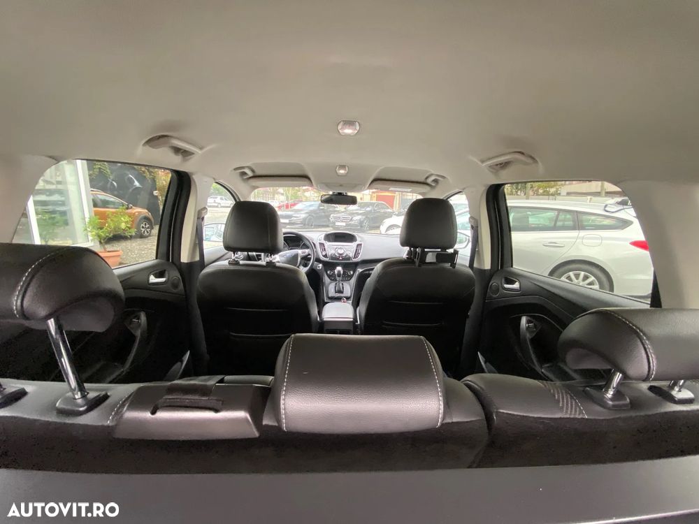 Ford Kuga 2.0 TDCi Powershift 4WD Titanium - 11