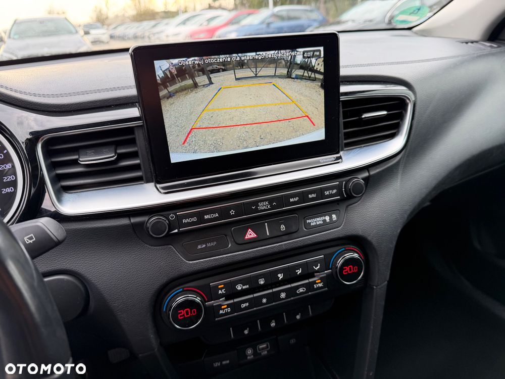 Kia Ceed 1.4 T-GDI OPF Vision - 28