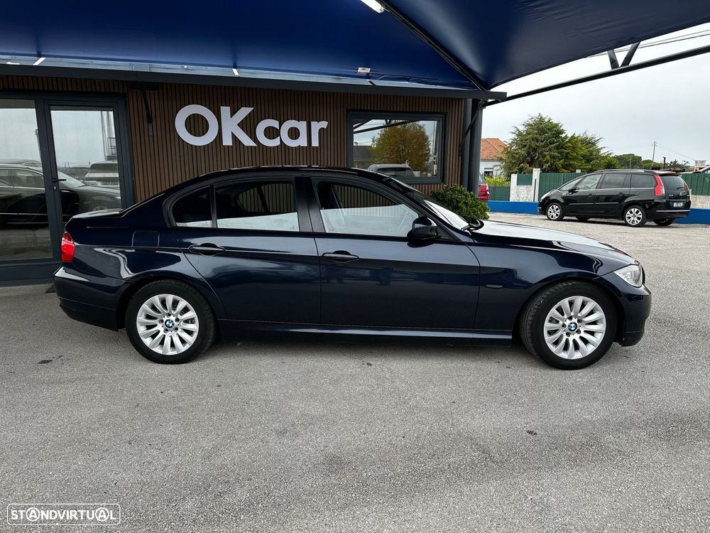 BMW 318 d Dynamic - 7