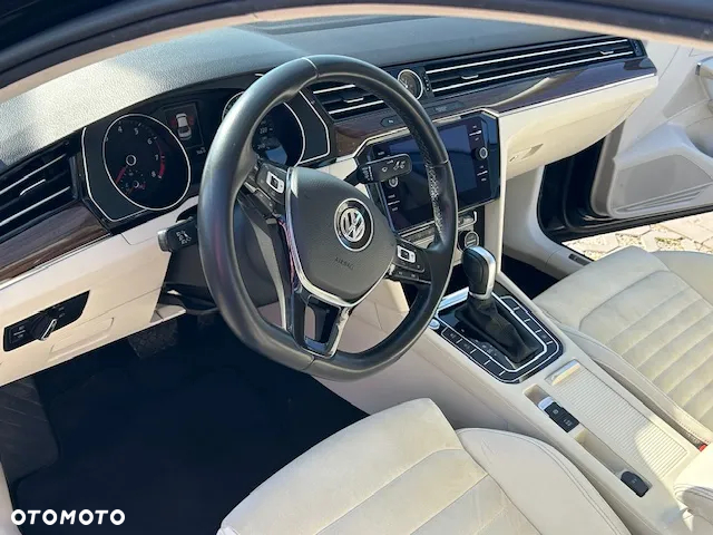 Volkswagen Passat 2.0 TSI BMT Highline DSG - 16