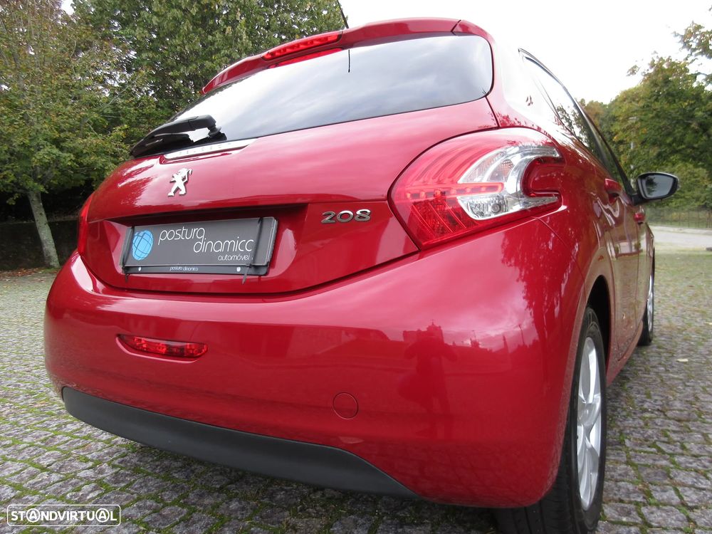 Peugeot 208 1.2 VTi SE Style - 16