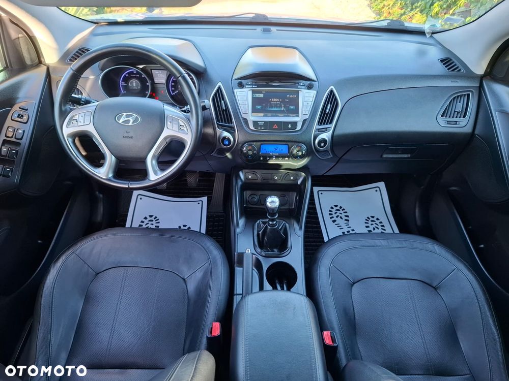 Hyundai ix35 1.7 CRDi 2WD Fifa World Cup Edition - 20