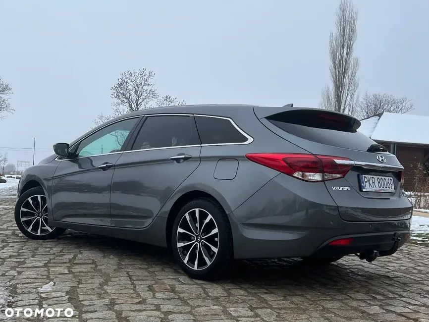 Hyundai i40 Kombi blue 1.7 CRDi DCT Premium - 2