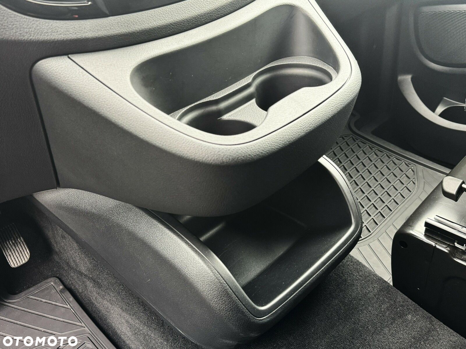 Mercedes-Benz Vito - 31