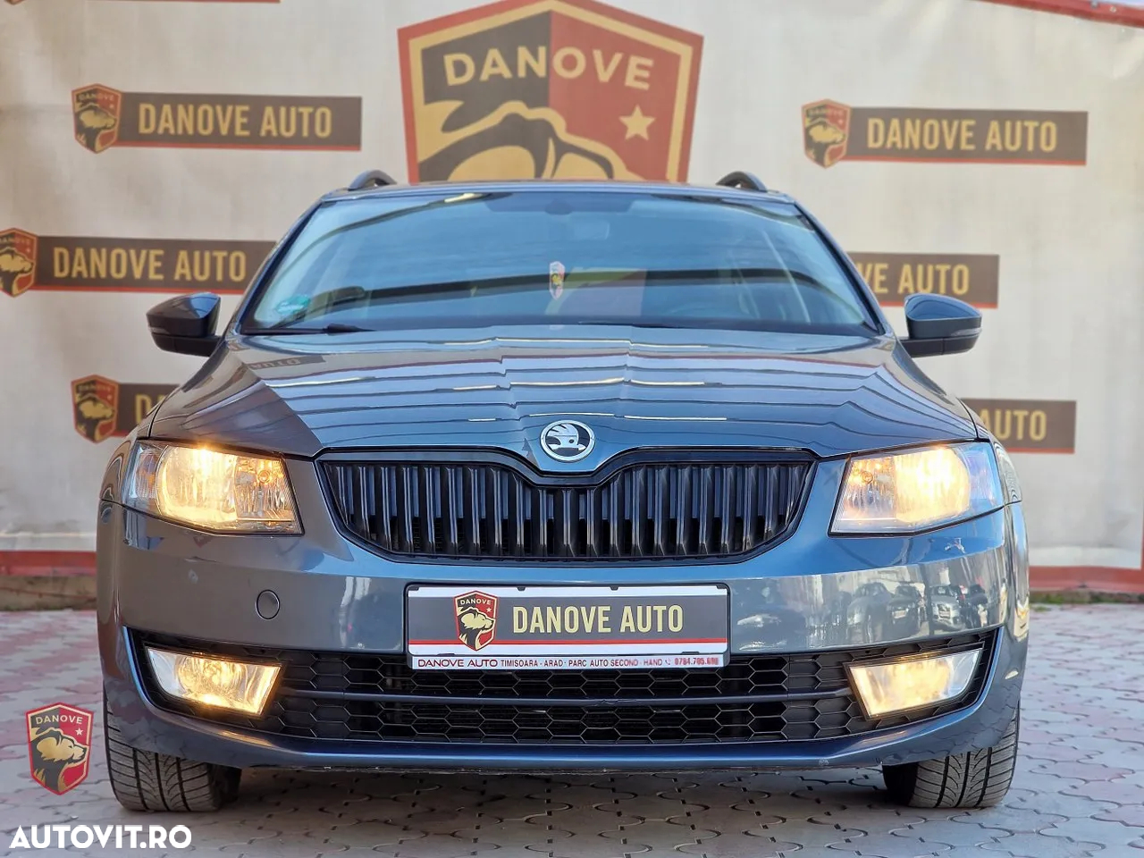 Skoda Octavia 2.0 TDI DSG Ambition - 2