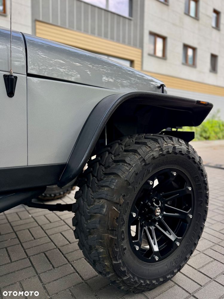 Jeep Wrangler 2.5L - 14