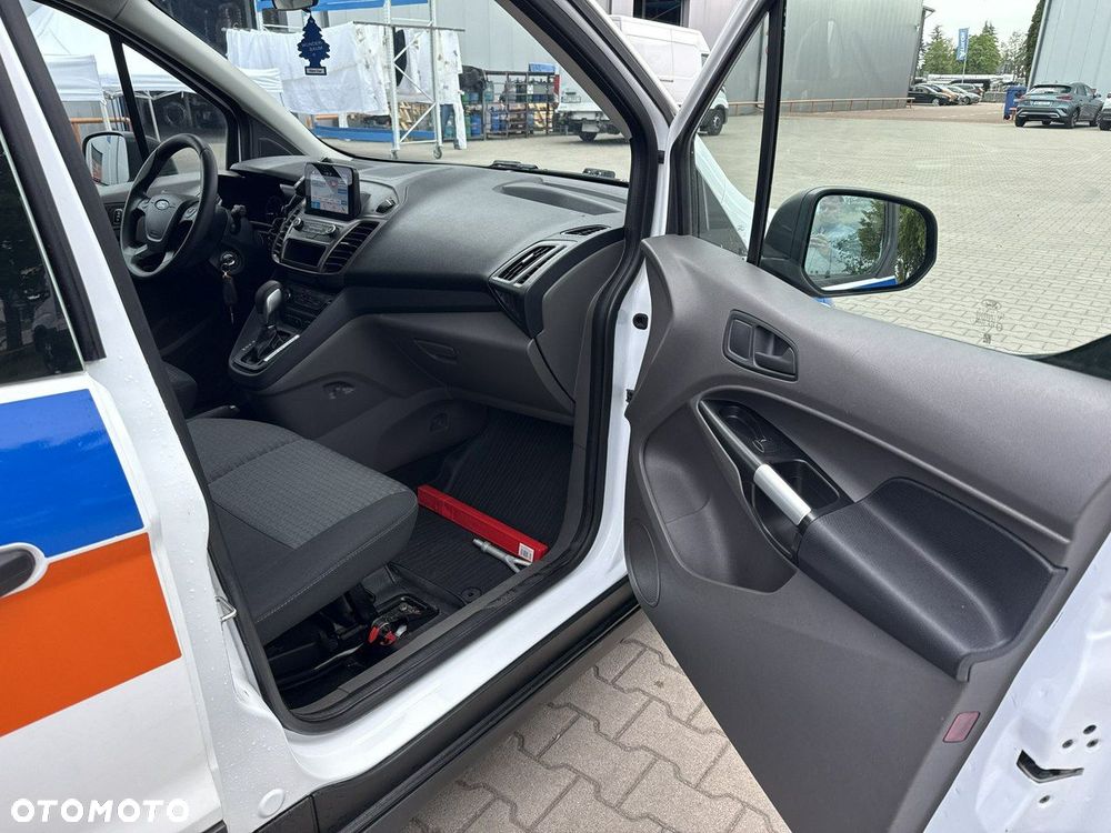 Ford Transit Connect - 13