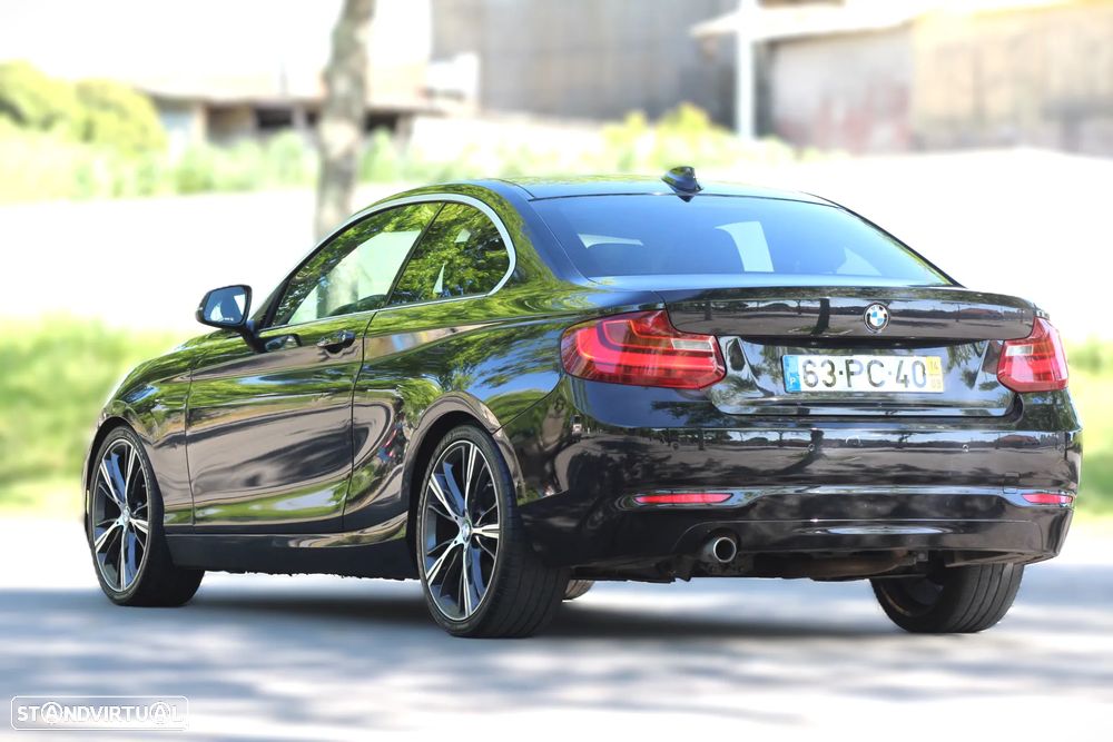 BMW 218 d Coupe Line Sport - 13