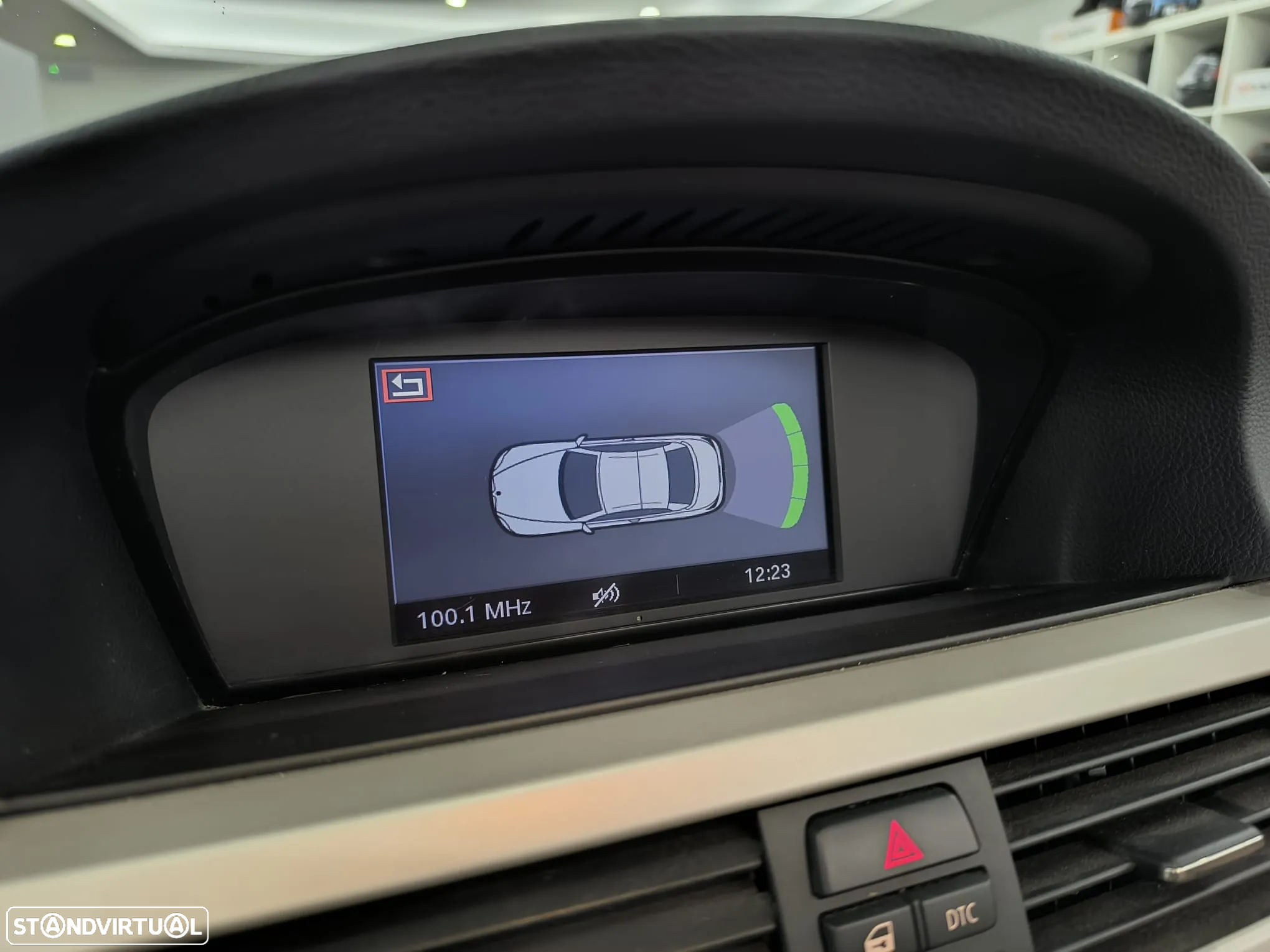 BMW 320 i Cabrio - 48