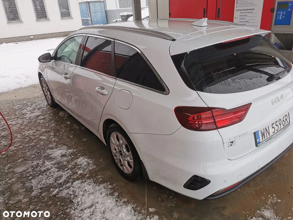 Kia Ceed 1.5 T-GDI M - 4