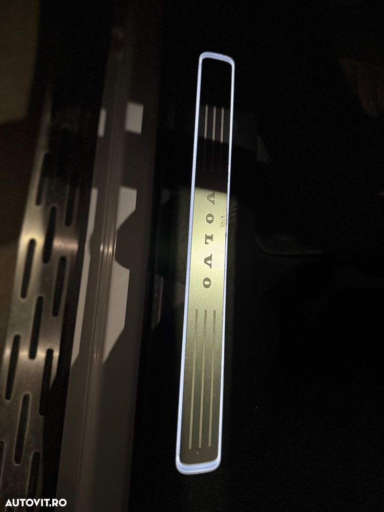 Volvo XC 90 B5 MHEV AWD 7 locuri Inscription - 11