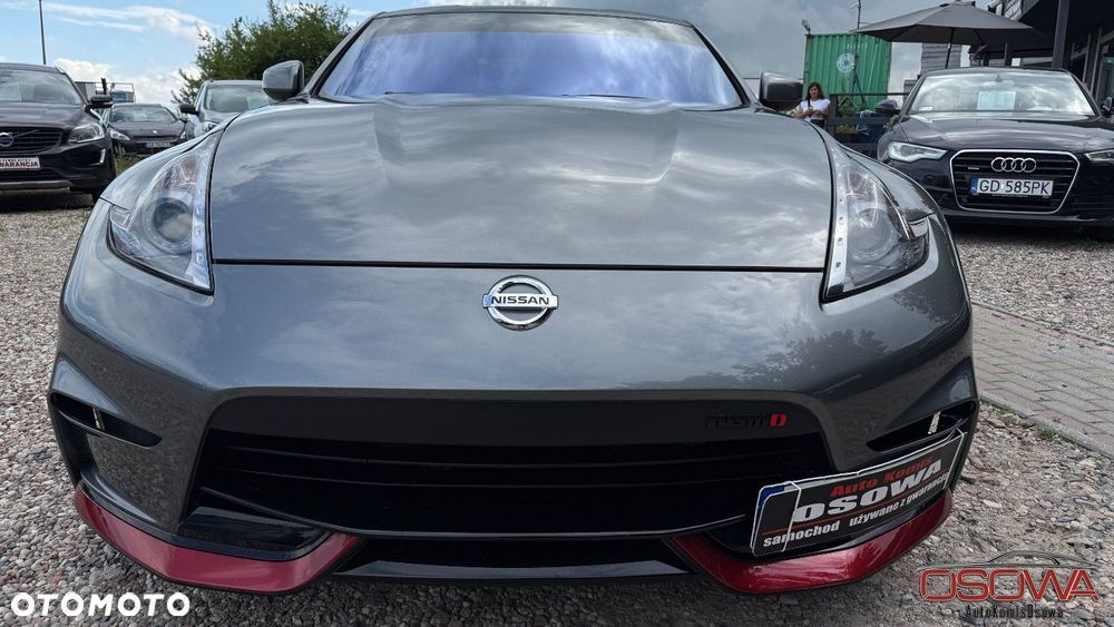 Nissan 370 Z - 9