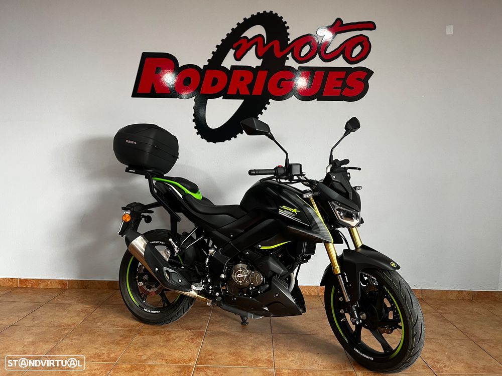 QJ Motor SRK 125S - TOPCASE INCLUÍDA E GARANTIA DE FÁBRICA ATÉ 12/2030 - 1