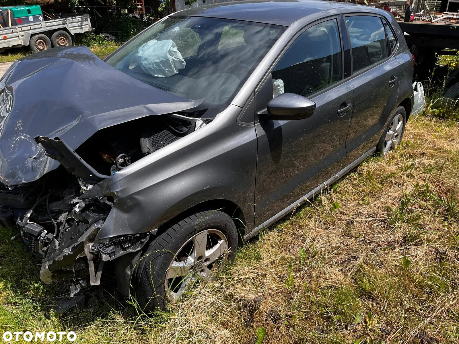Volkswagen Polo - 2