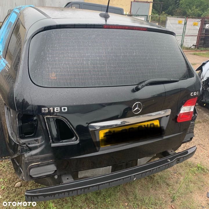 MERCEDES B 245 szyba tylna chrom klapy tylnej lampki oświetlenia tablicy oryginał  a 169 b 245 - 1