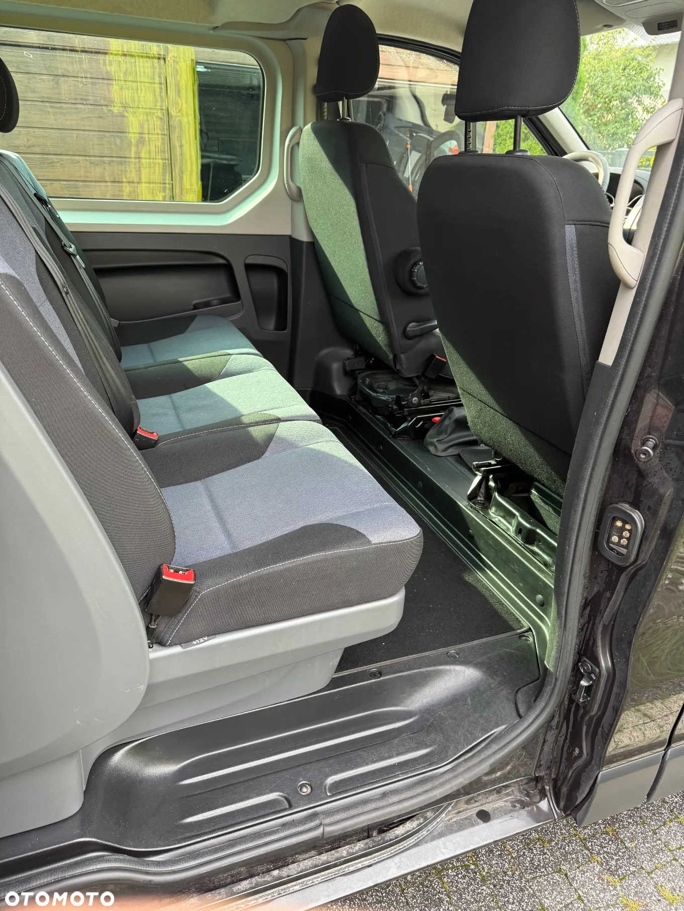 Opel VIVARO - 8