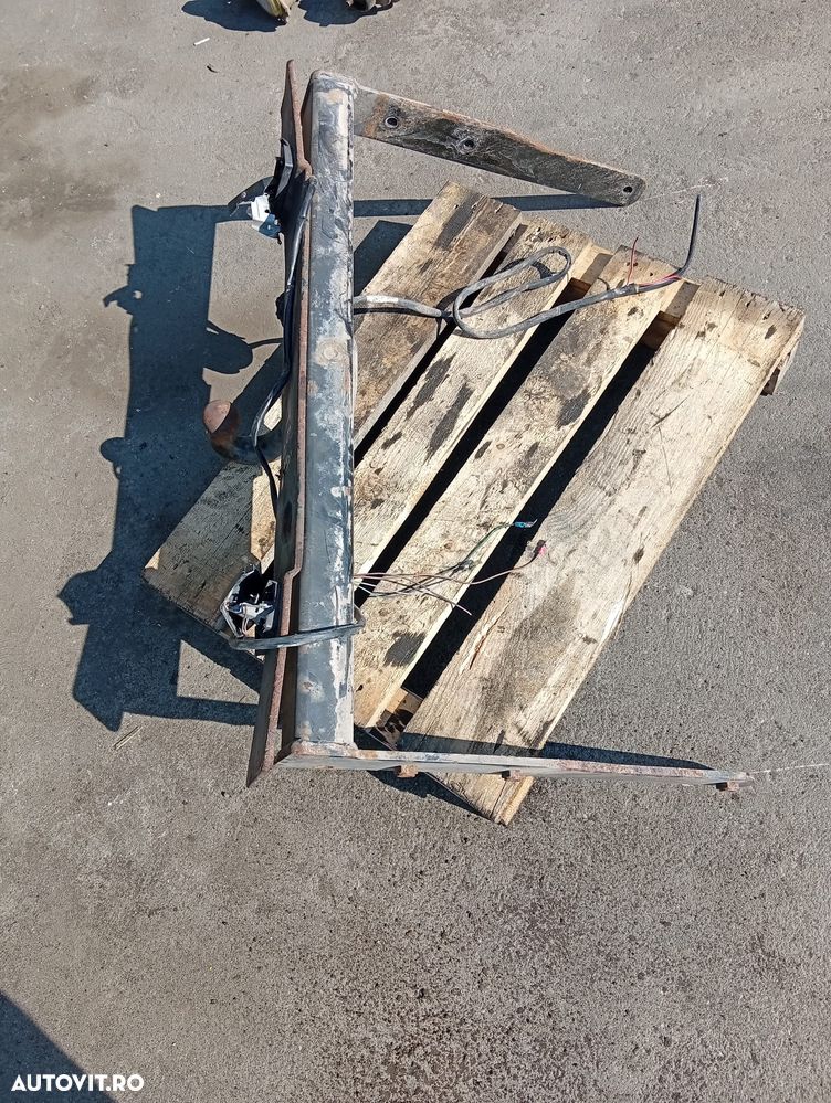 Carlig remorcare volkswagen t5 Doka - 3