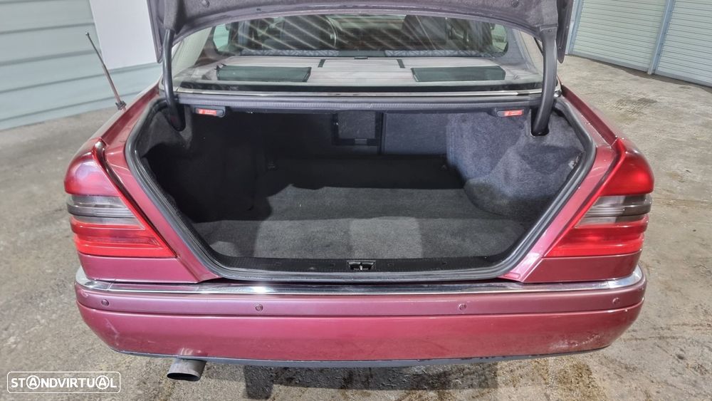 Mercedes-Benz C 250 D Elegance - 19