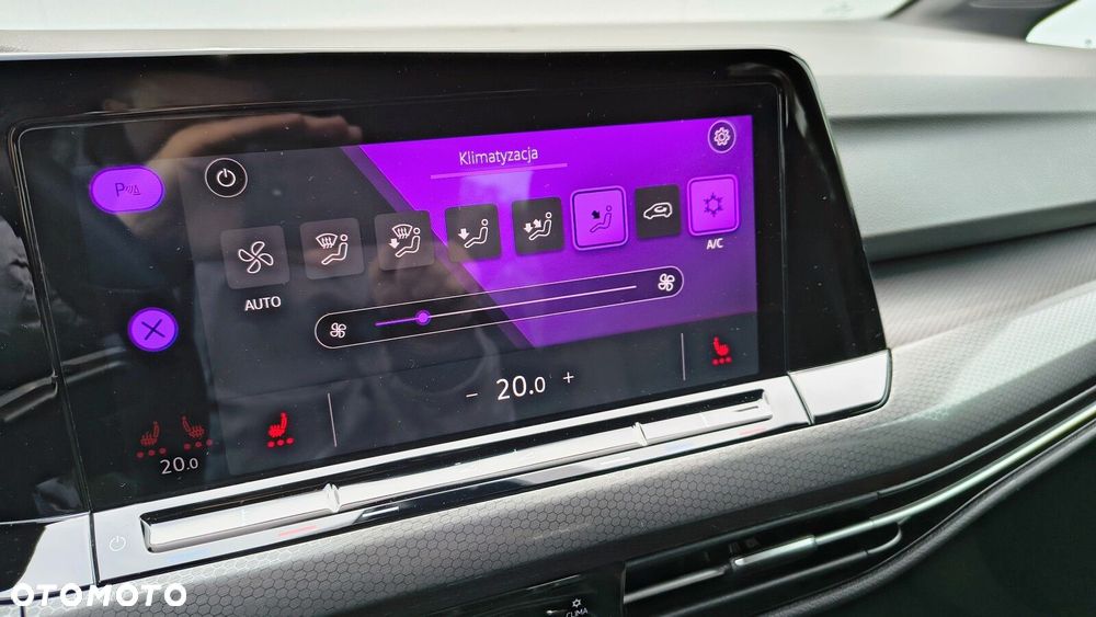 Volkswagen Golf - 26