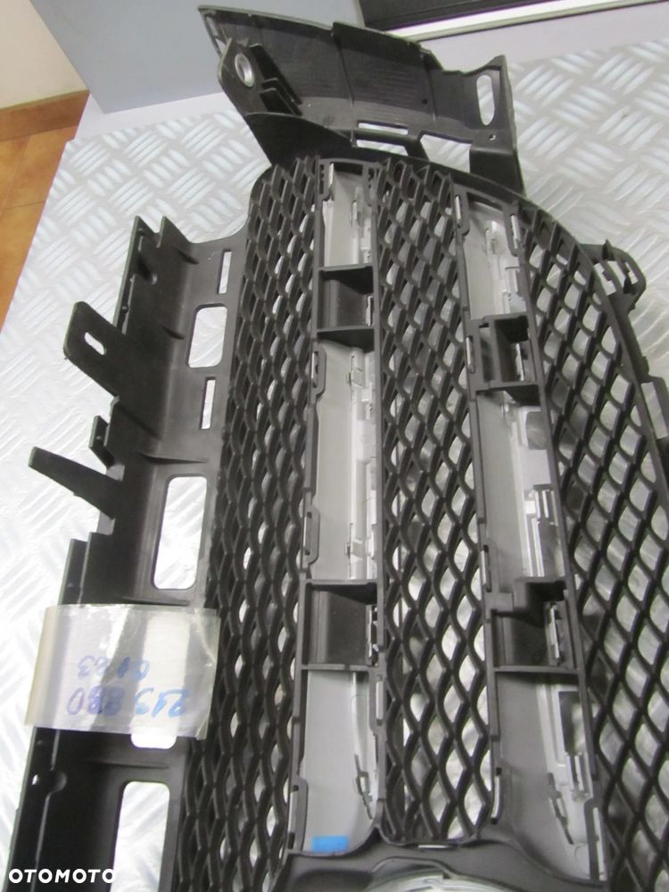 atrapa 2138800123 - 6
