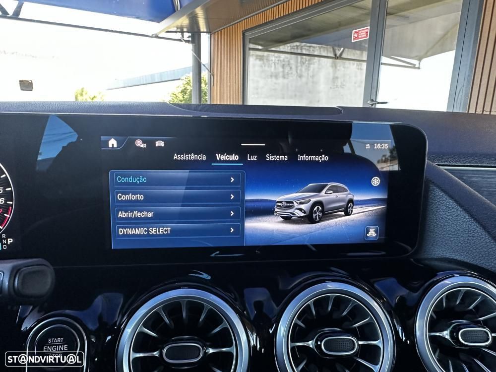 Mercedes-Benz GLA 250 e 8G-DCT Progressive - 31