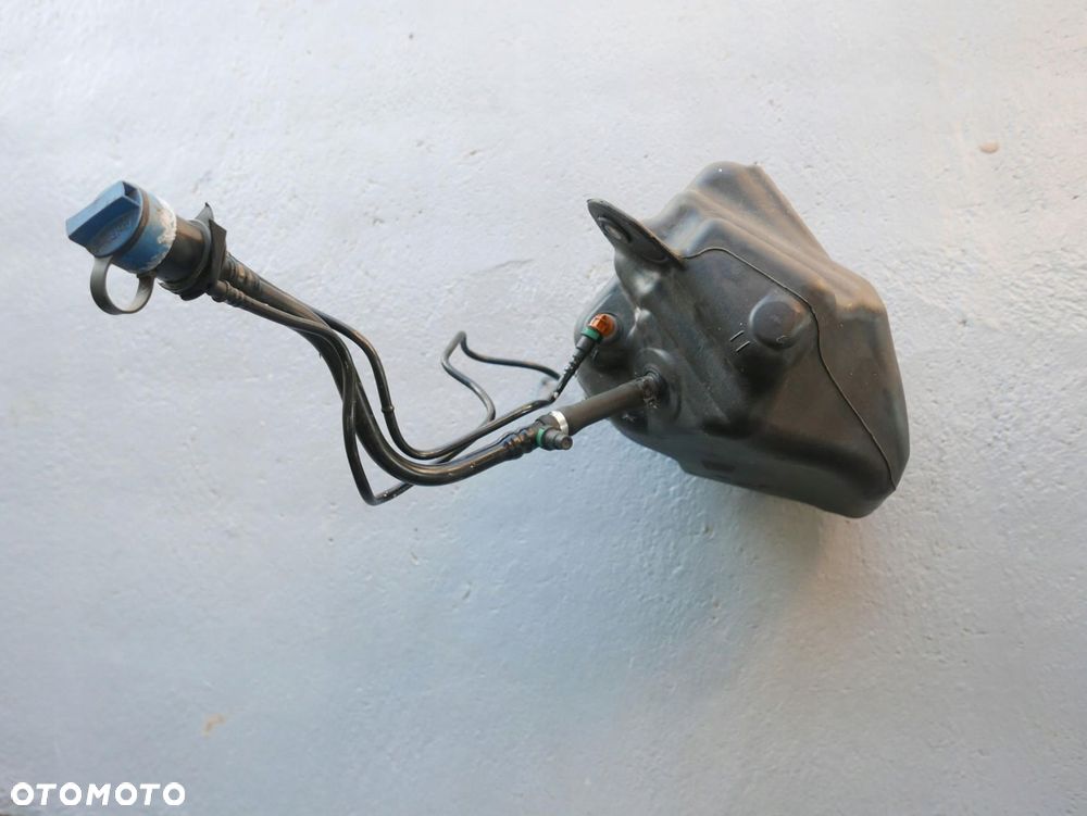 bmw x5 f15 x6 f16 diesel bak zbiornik płynu adblue 7295653 - 1