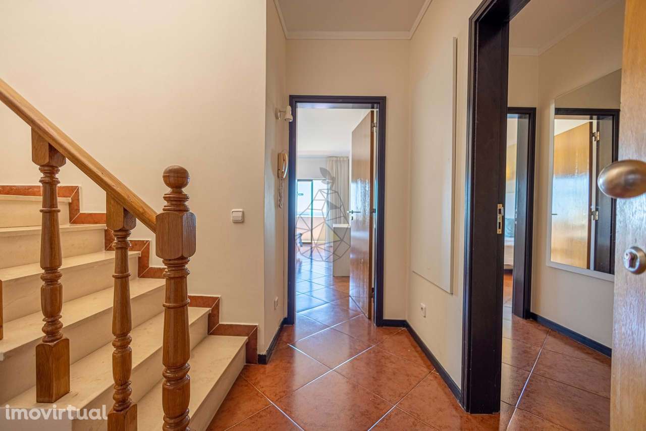 Apartamento com Três Quartos Duplex ,Terraço com Vista Mar em Unidade - Grande imagem: 4/51