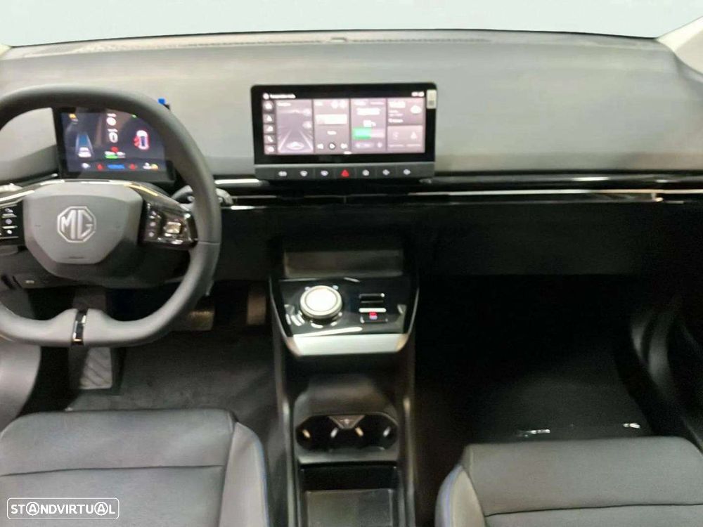 MG MG4 64 kWh Luxury - 9