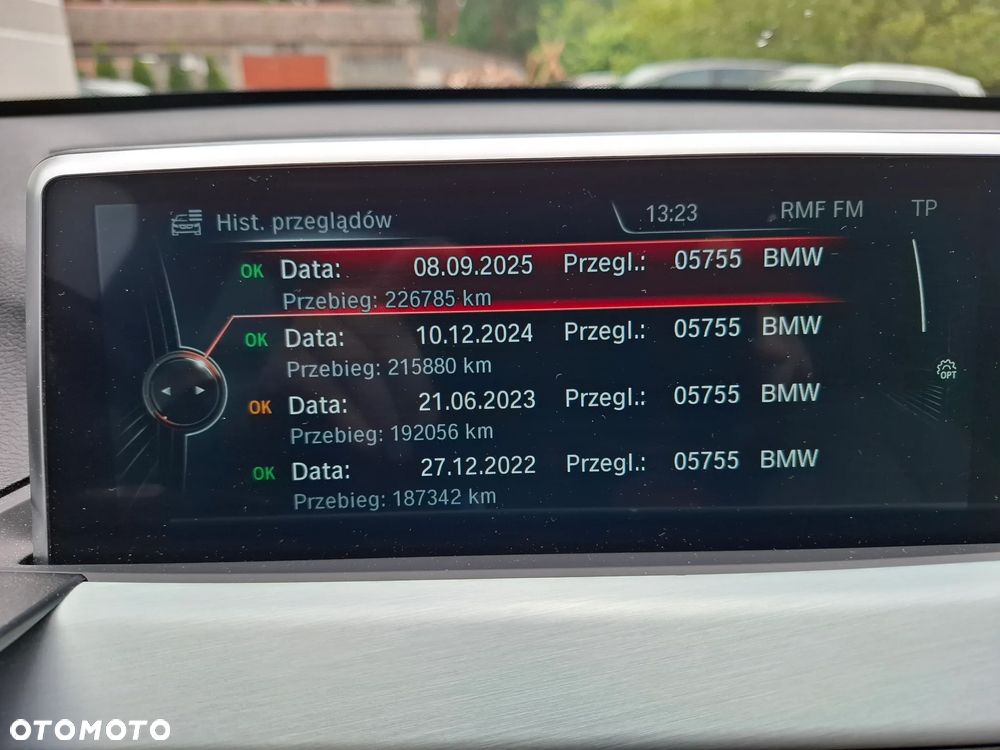 BMW X1 sDrive18d Sport Line - 19