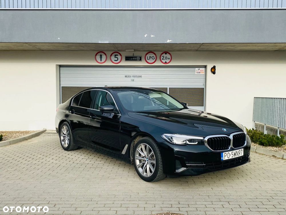 BMW Seria 5 530i xDrive - 1
