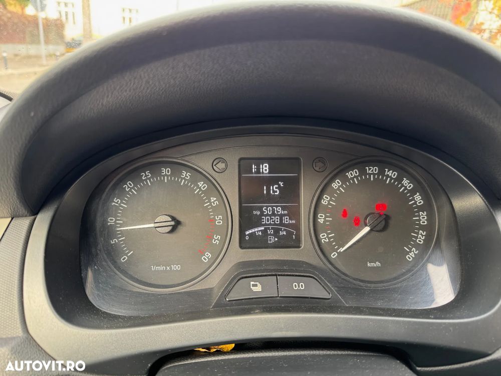 Skoda RAPID 1.6 TDI Active - 4