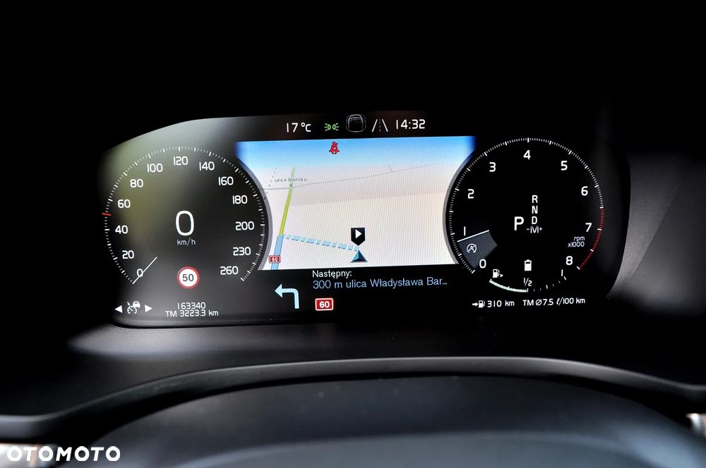 Volvo V60 B3 B Geartronic Momentum Pro - 28